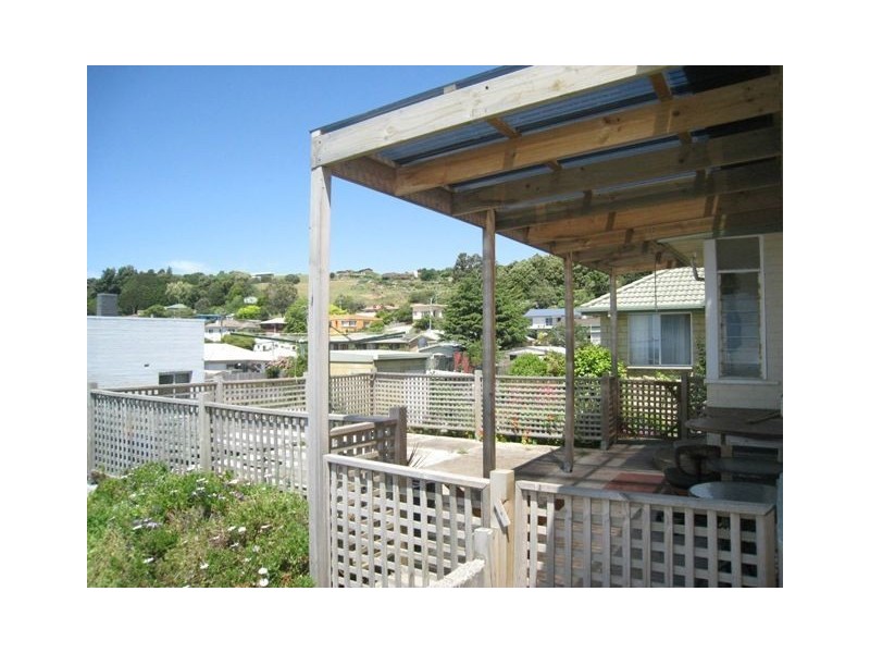 1/1 Kentish Street, Penguin TAS 7316