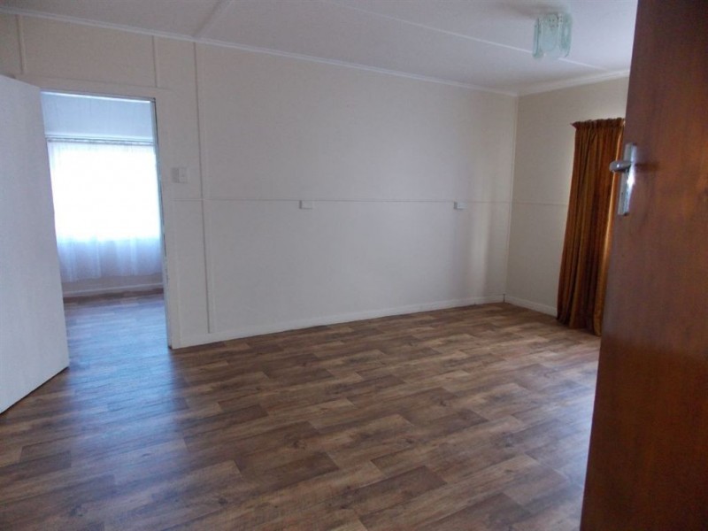 5 Dooley Street, Penguin TAS 7316