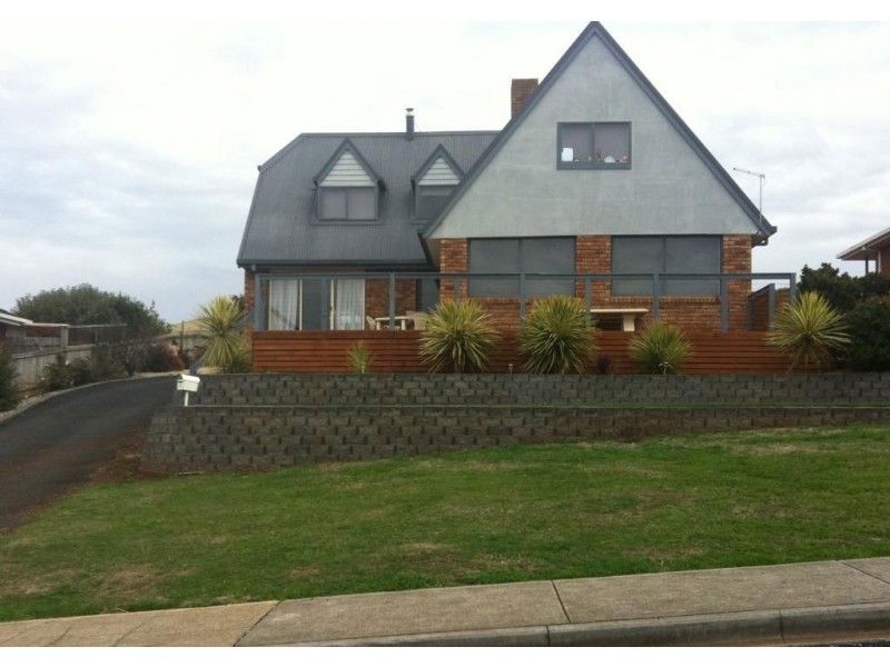 17 Westridge Road, Penguin TAS 7316