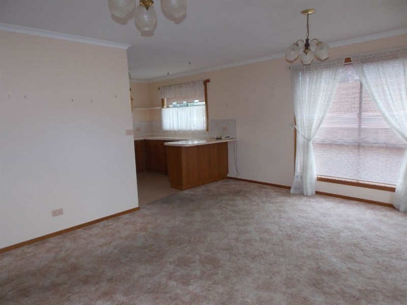 6 Commonwealth Court, Penguin TAS 7316