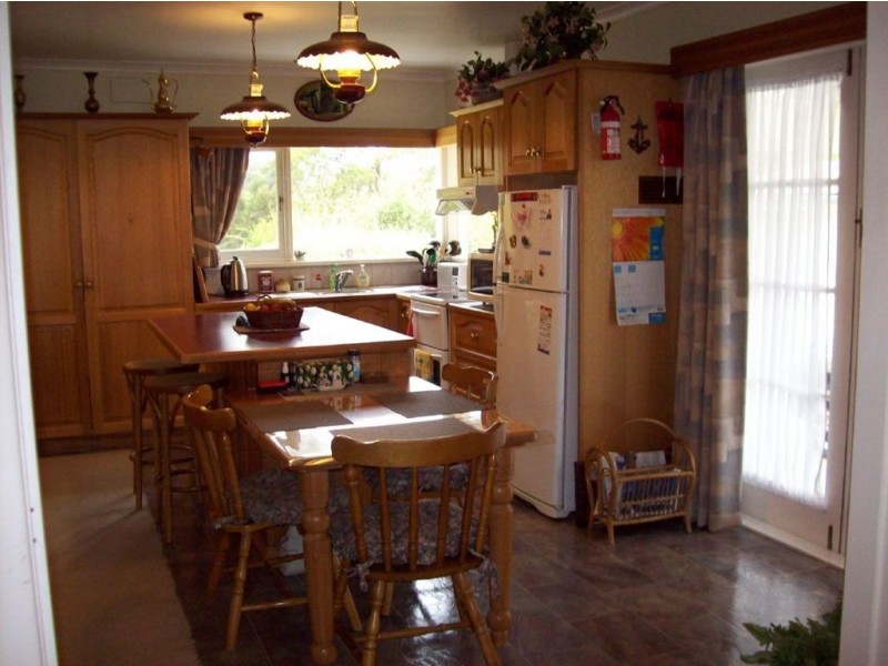 95 River Avenue, Heybridge TAS 7316