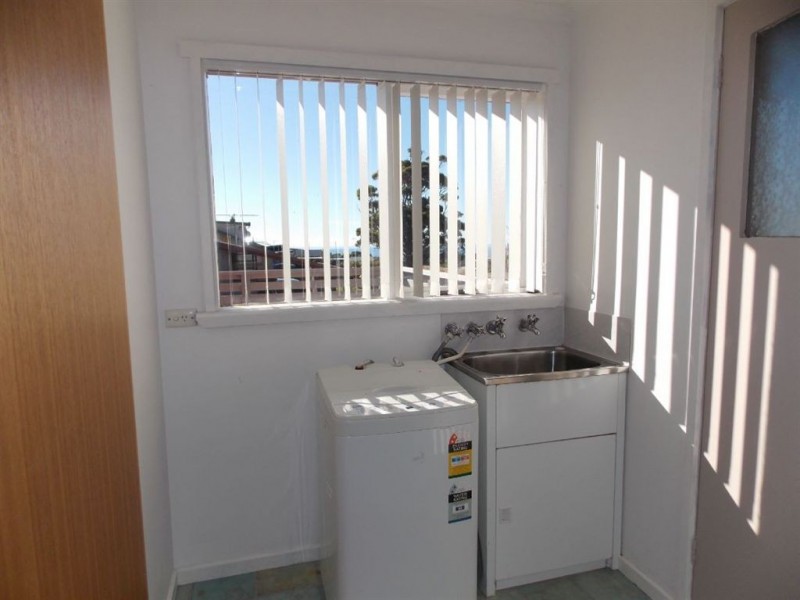 25 Pineleigh Street, Penguin TAS 7316