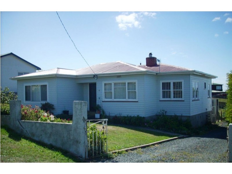 6 Fielding Street, Penguin TAS 7316