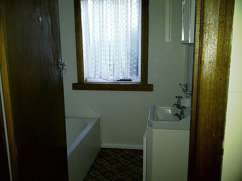 6 Fielding Street, Penguin TAS 7316