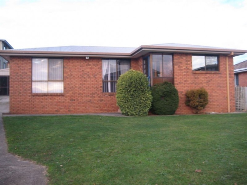 7 Lancaster Avenue, Penguin TAS 7316