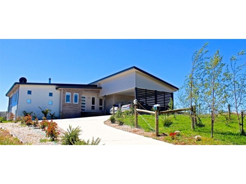 13 Bowman Drive, Penguin TAS 7316