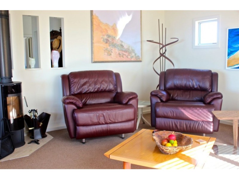 13 Bowman Drive, Penguin TAS 7316