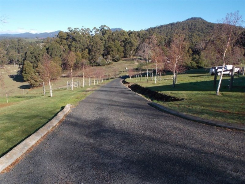 107 White Hills Road, Penguin TAS 7316