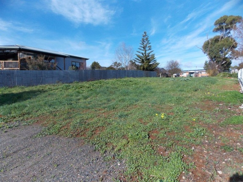 56 South Road, Penguin TAS 7316
