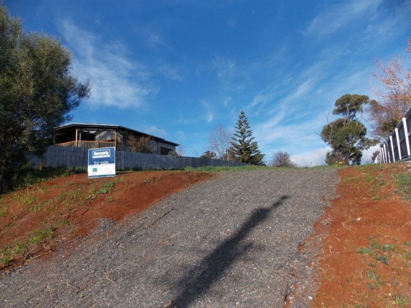 56 South Road, Penguin TAS 7316