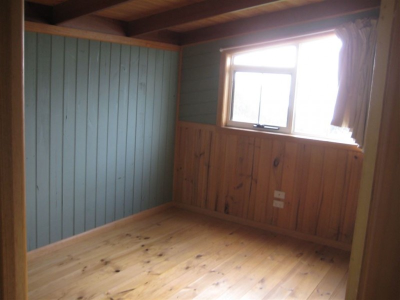 1A Main Road, Penguin TAS 7316