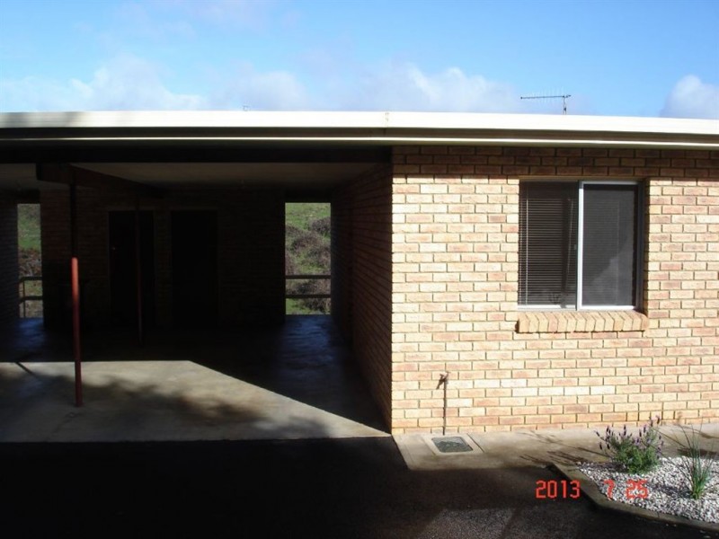 2/16 Warreen Drive, Penguin TAS 7316