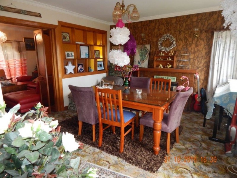 11 King Edward Street, Penguin TAS 7316