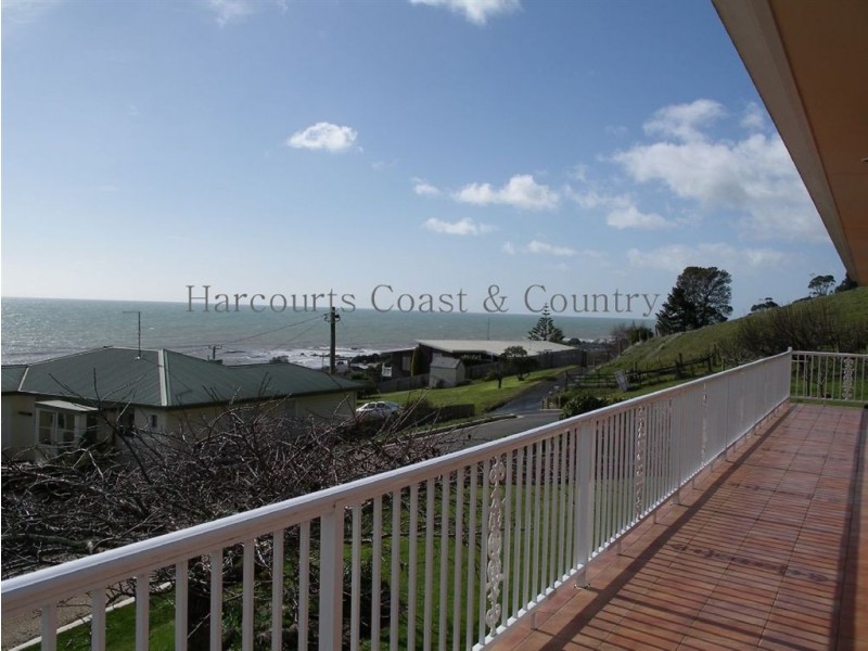 12 Kentish Street, Penguin TAS 7316
