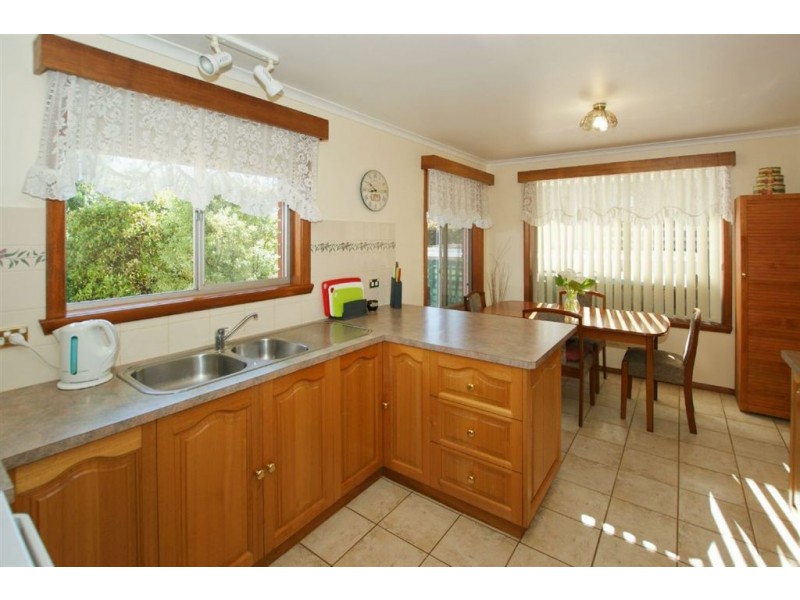 1 Hampson Street, Penguin TAS 7316