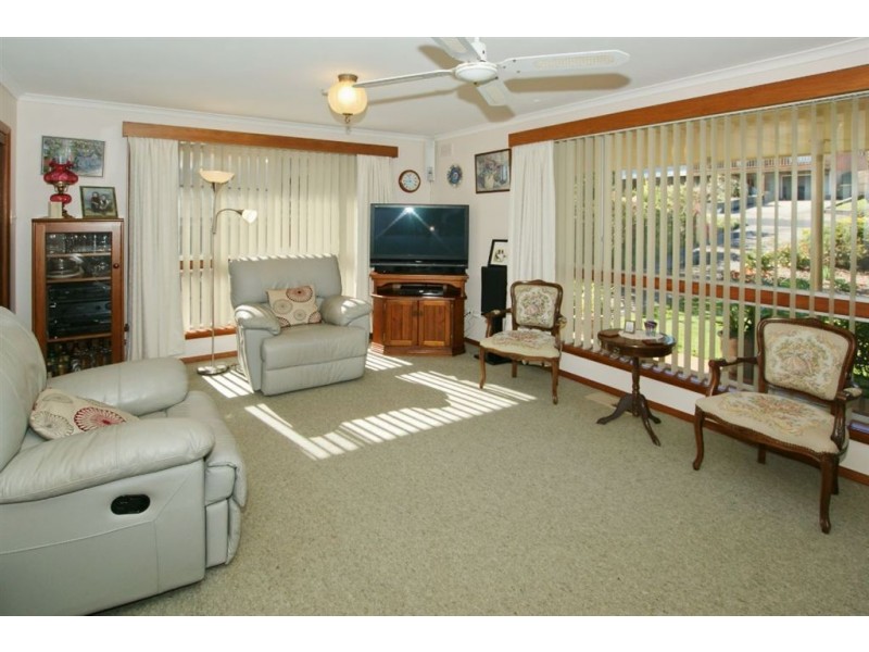 1 Hampson Street, Penguin TAS 7316