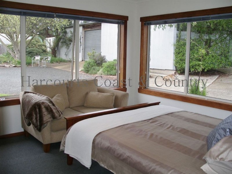 00 00, Somerset TAS 7322