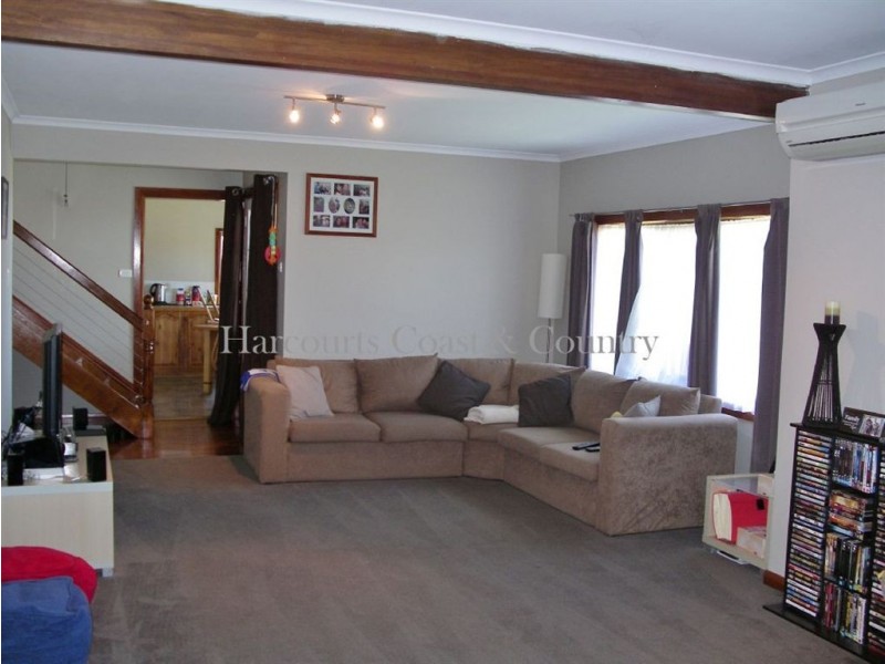 11 Rekuna Road, Penguin TAS 7316