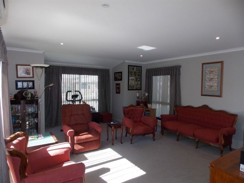 13 Crisling Place, Penguin TAS 7316