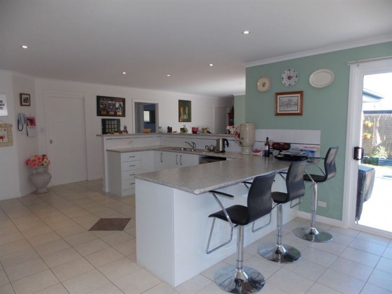 13 Crisling Place, Penguin TAS 7316