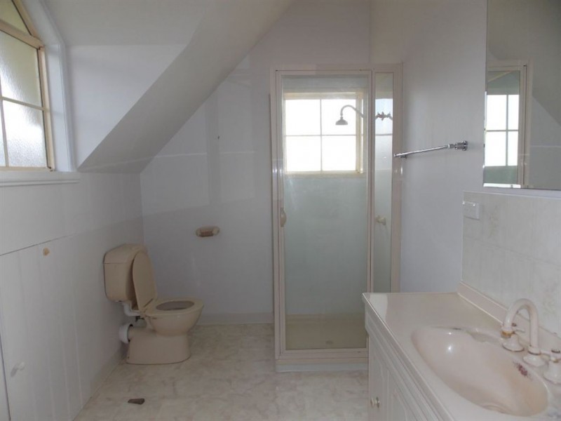 200 Main Road, Penguin TAS 7316