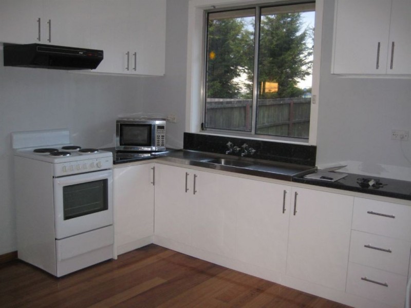 17 Yaxley Street, Penguin TAS 7316