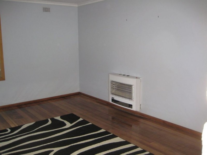 17 Yaxley Street, Penguin TAS 7316
