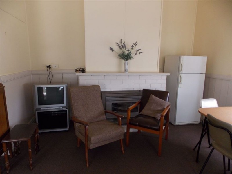 3 Braddon Street, Penguin TAS 7316