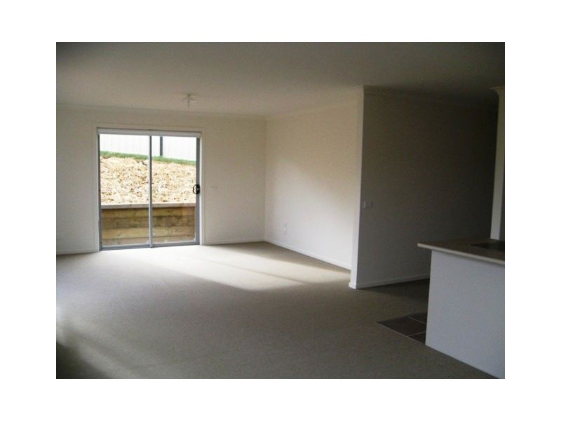 16 Berkshire Parade, Penguin TAS 7316
