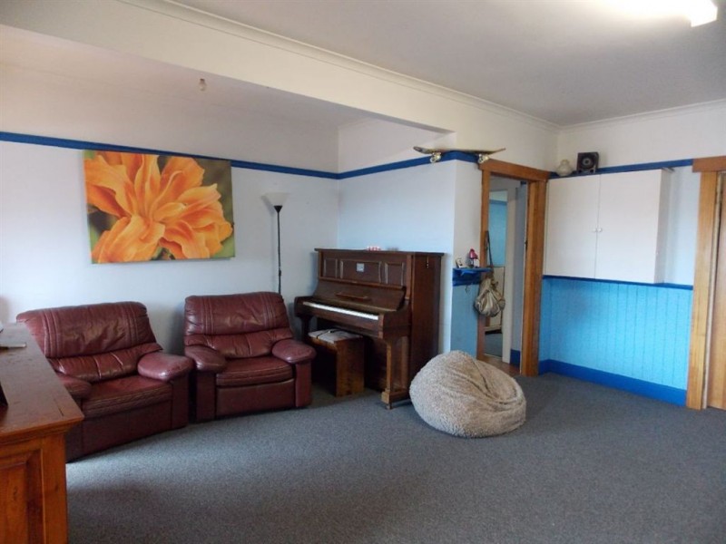 12 Arnold Street, Penguin TAS 7316