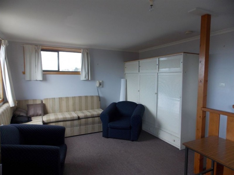 12 Arnold Street, Penguin TAS 7316
