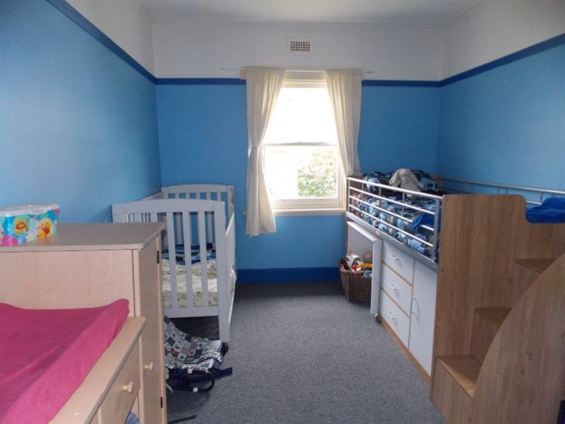 12 Arnold Street, Penguin TAS 7316