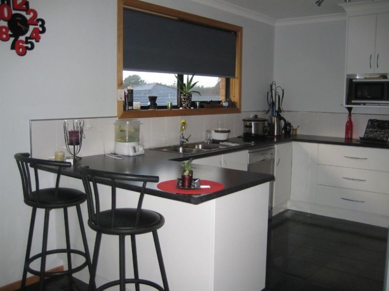 1/13 Berkshire Parade, Penguin TAS 7316