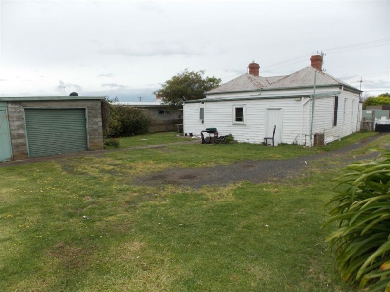6 Ironcliffe Road, Penguin TAS 7316