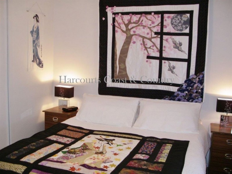 15 Olympic Court, Penguin TAS 7316