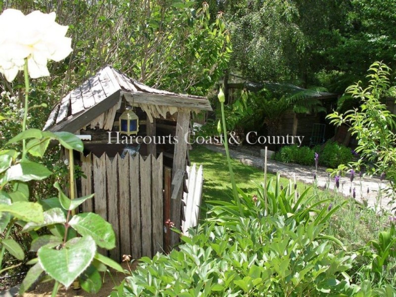 15 Olympic Court, Penguin TAS 7316