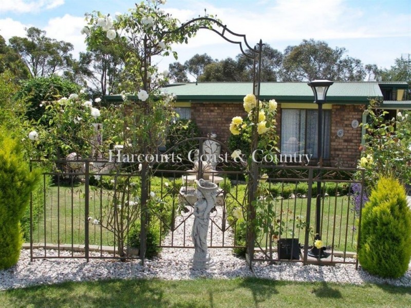 15 Olympic Court, Penguin TAS 7316