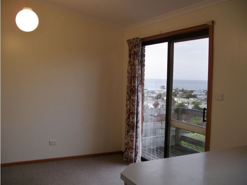 9/60 Lyons Street, Somerset TAS 7322