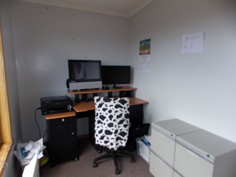 12 Arnold Street, Penguin TAS 7316