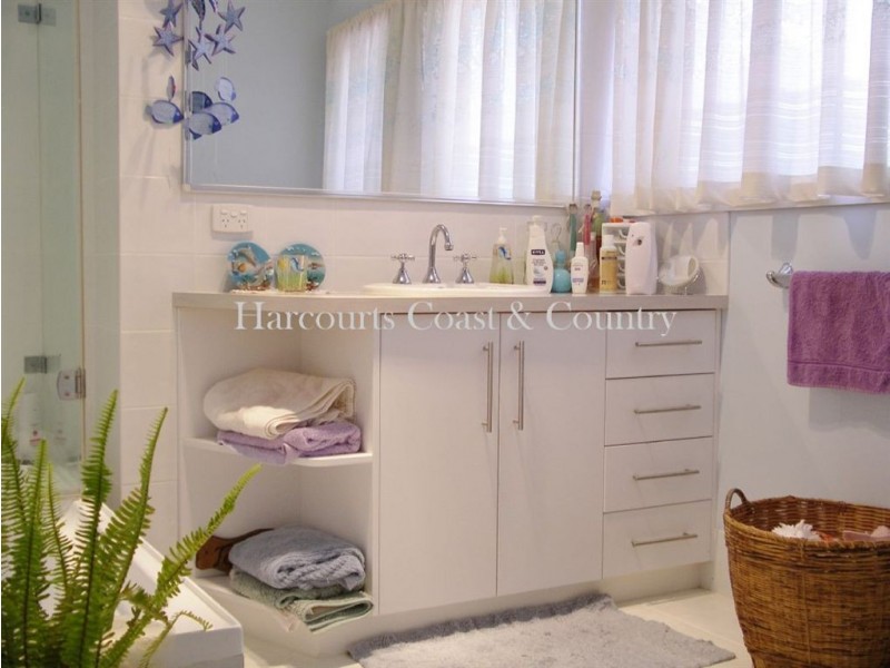 4 Commonwealth Court, Penguin TAS 7316