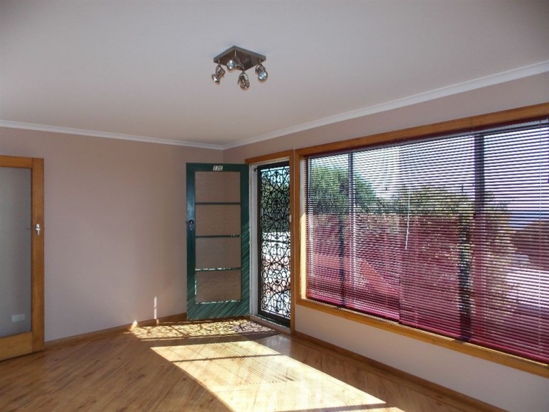 12C Kelvin Street, Penguin TAS 7316