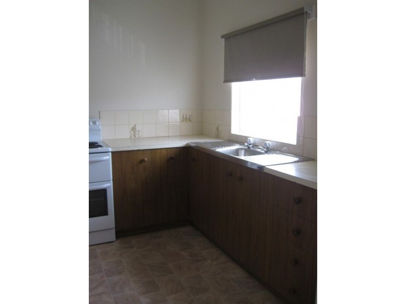 2/76 Main Road, Penguin TAS 7316
