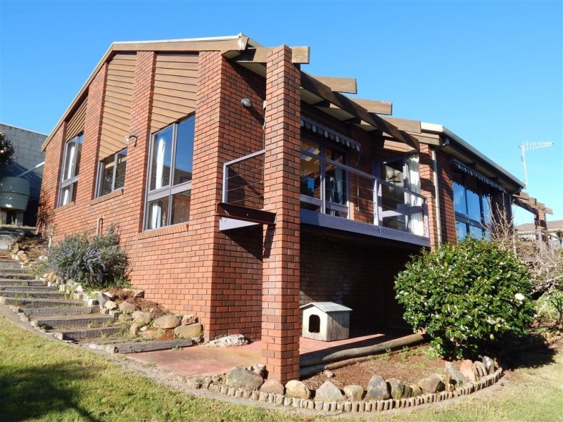 1 Lyndhurst Court, Penguin TAS 7316