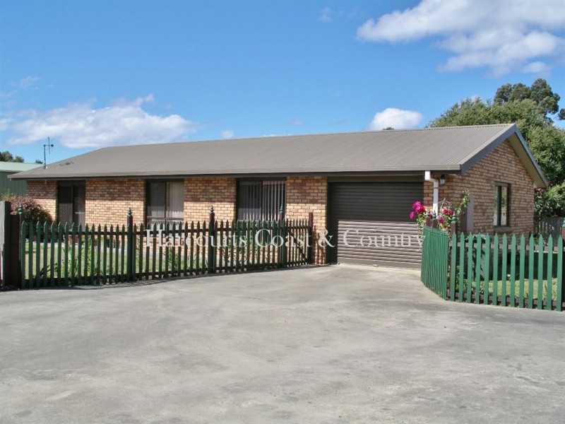 2/5 Jones Court, Wynyard TAS 7325