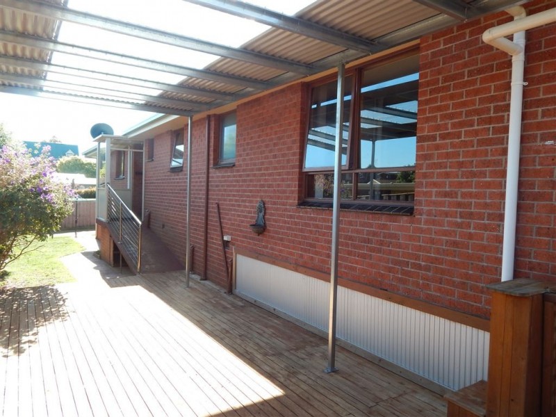 35 South Road, Penguin TAS 7316