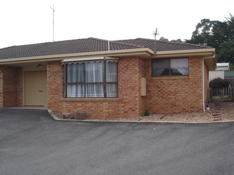 4/23A Ironcliffe Road, Penguin TAS 7316