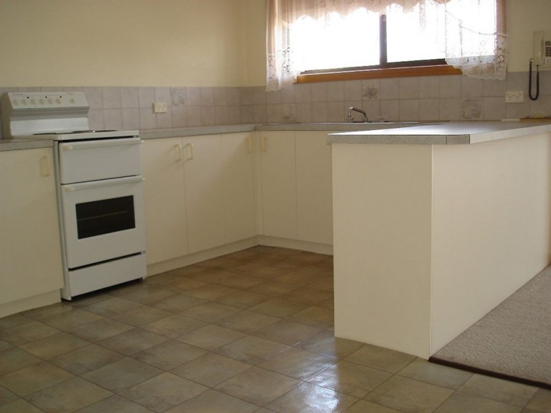 4/23A Ironcliffe Road, Penguin TAS 7316