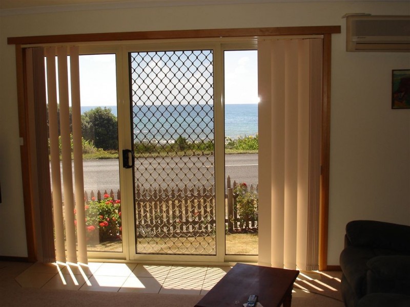 132 Main Road, Penguin TAS 7316