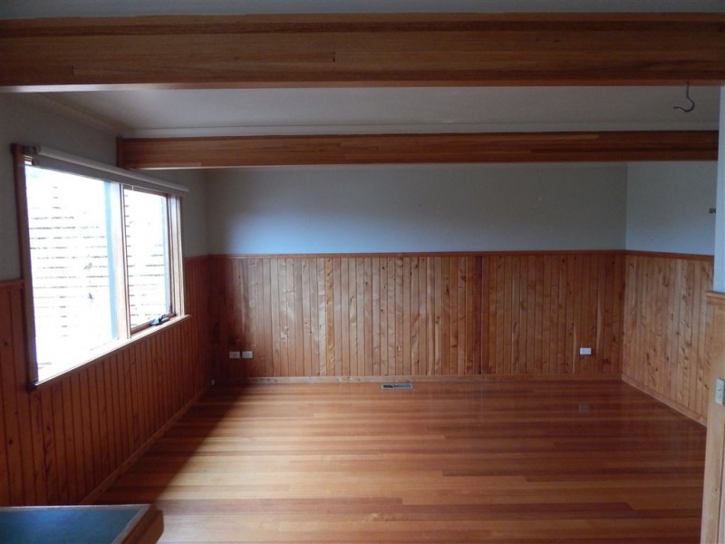 111 Main Road, Penguin TAS 7316