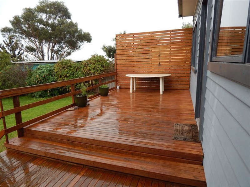 111 Main Road, Penguin TAS 7316